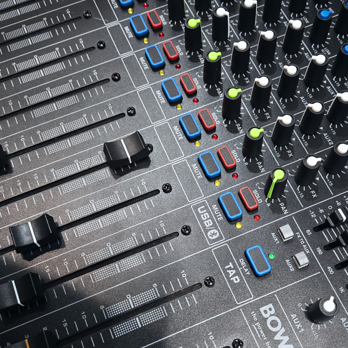 14 Channel Power Mixer