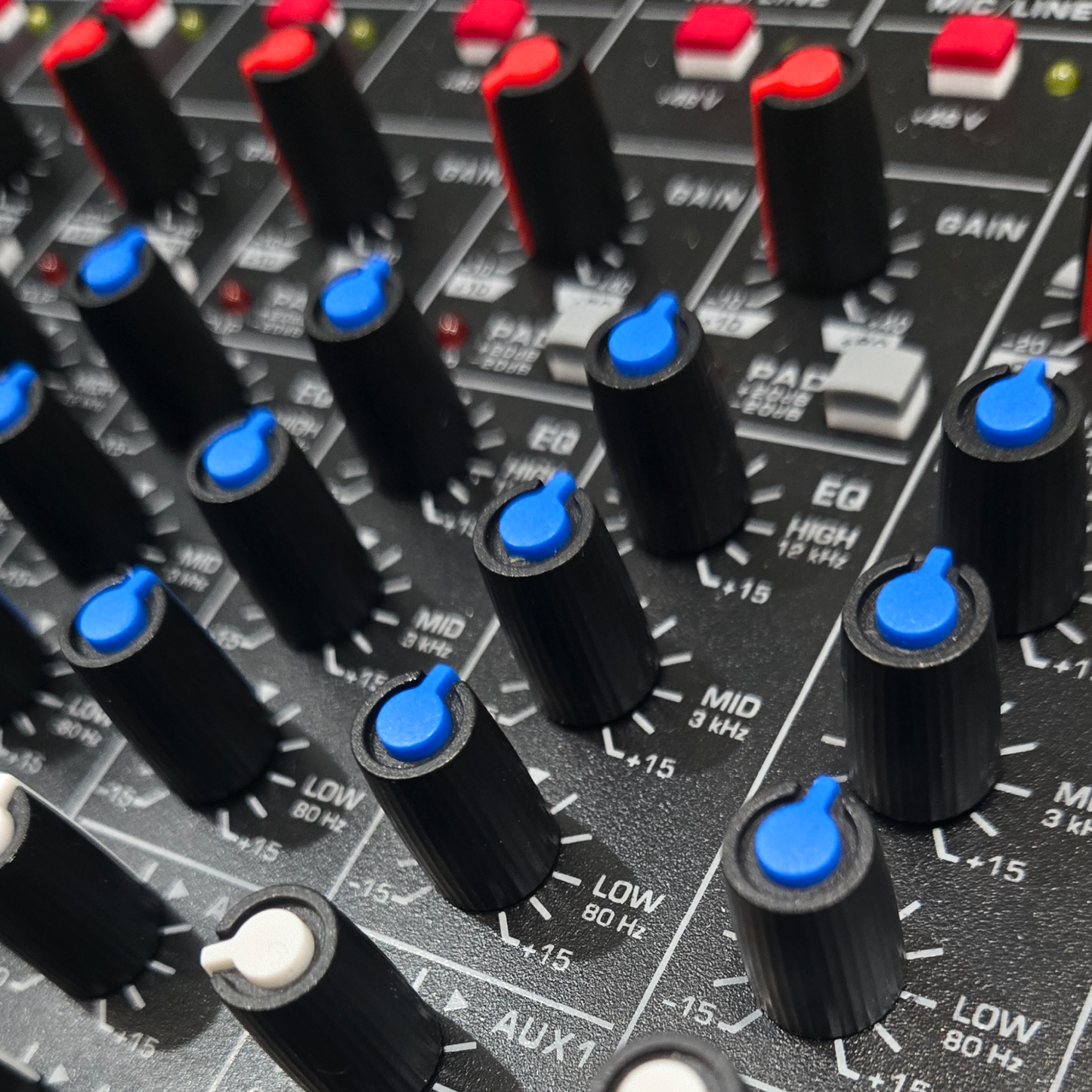 14 Channel Power Mixer